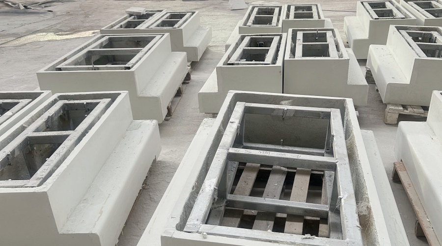 茂名那霍服務(wù)區(qū)GRC坐凳底座